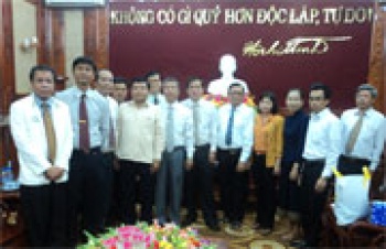 Bình Phước hỗ trợ 20 ngàn cây điều, tiêu giống cho tỉnh Champasak