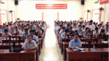 Đảng ủy khối tổ chức hội nghị thông tin thời sự quý IV/2015