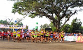 Ngày chạy olympic vì sức khỏe toàn dân