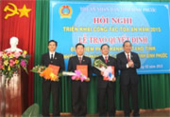 Xây dựng hình ảnh thẩm phán gương mẫu, trong sạch, vững mạnh, có phẩm chất đạo đức tốt