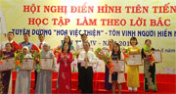 Tuyên dương 92 cá nhân, tập thể điển hình “hoa việc thiện”, hiến máu cứu người