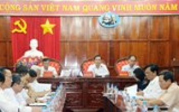 UBND tỉnh đôn đốc thực hiện các công trình chào mừng 20 năm tái lập tỉnh