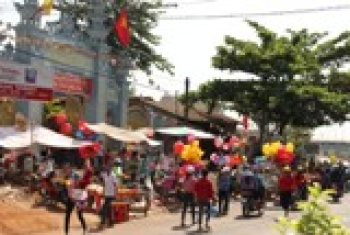 Đầu năm du xuân