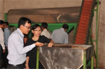 Nghiệm thu đề án khuyến công quốc gia hỗ trợ ứng dụng máy bóc vỏ lụa nhân hạt điều