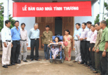 Vận động trên 823 triệu đồng giúp đỡ nạn nhân bị nhiễm chất độc da cam