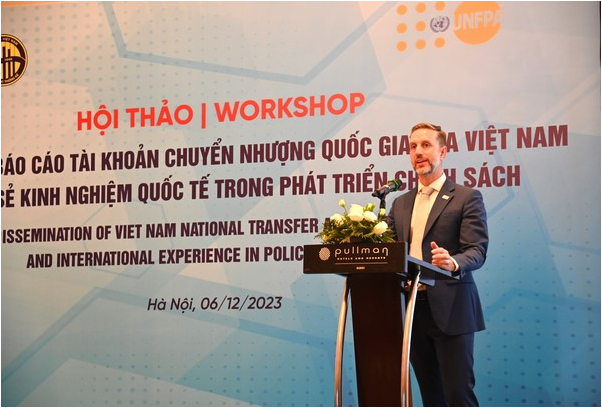hoi thao 06 12 2