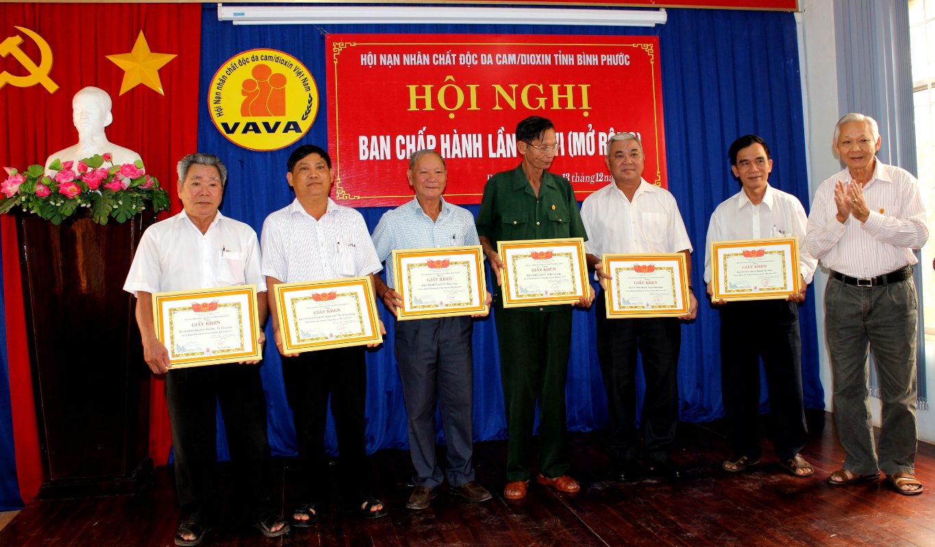 Hoi nan nhan da cam dioxin