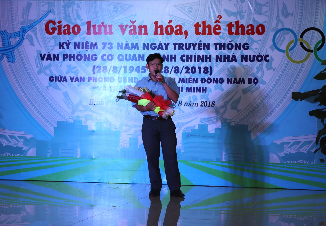 San ga chi co minh anh
