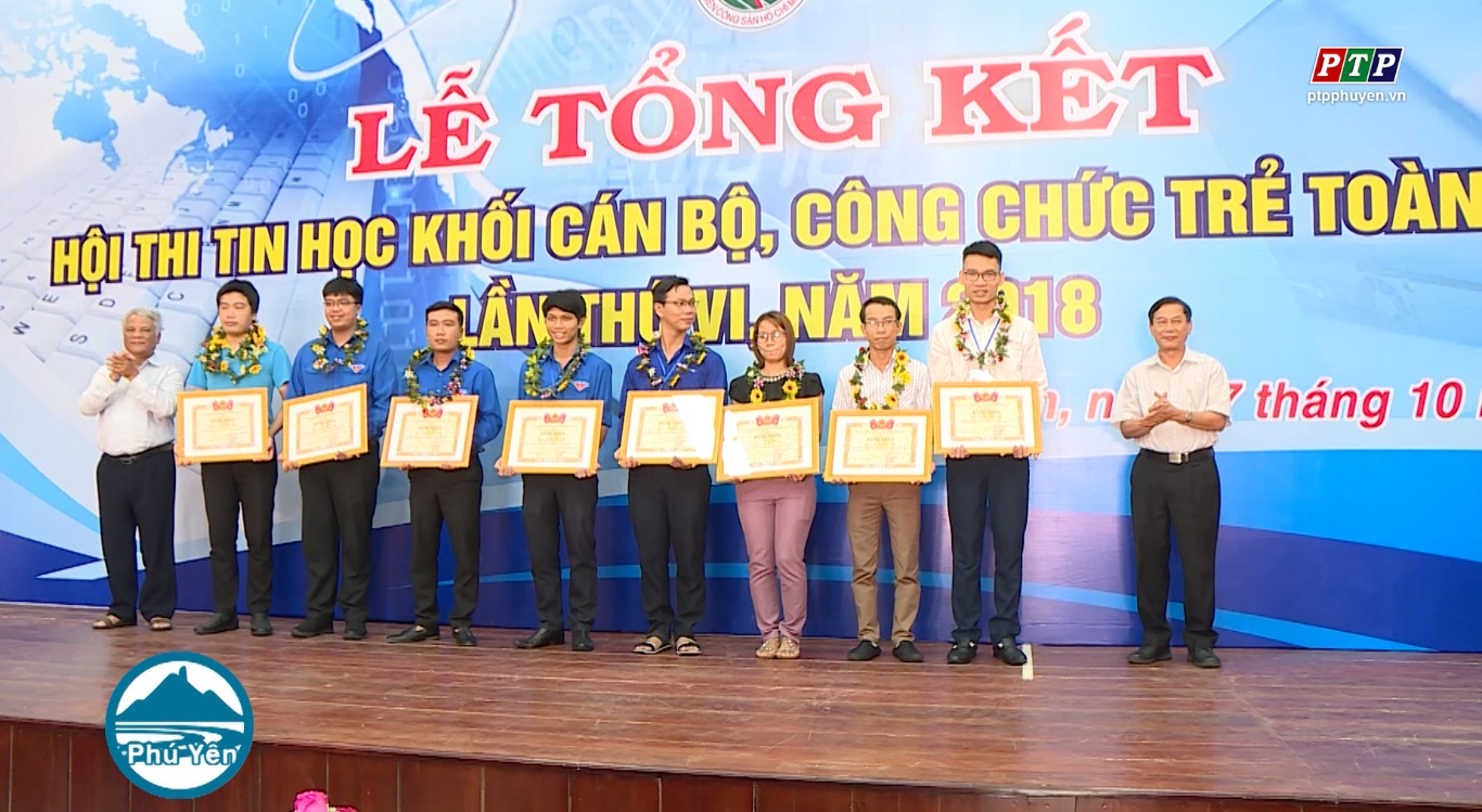 Be mac hoi thi tin hoc