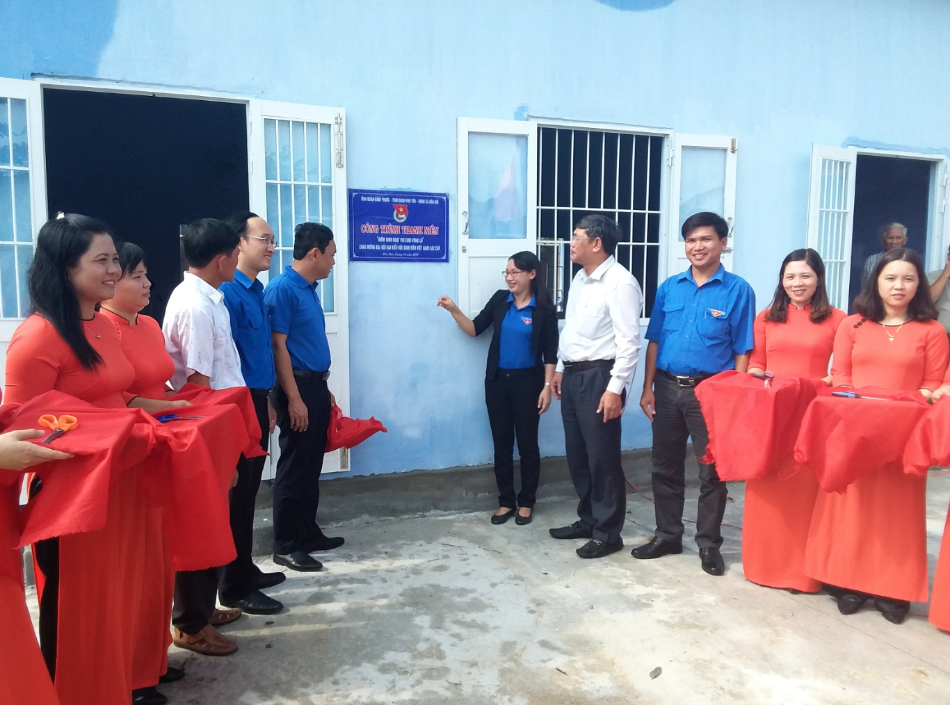 Cong trinh thanh nien phong tru bao
