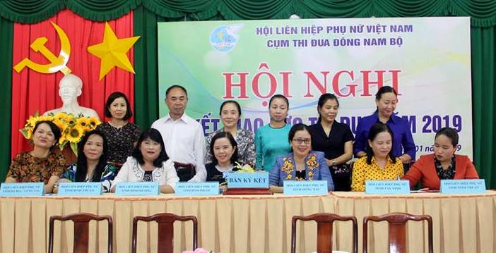 hoi lhpn ky ket giao uoc thi dua 2019