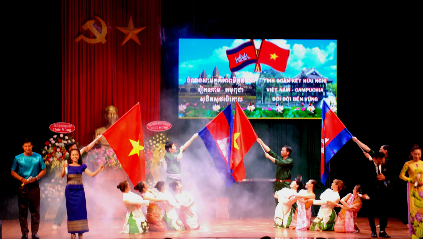 ky niem chien thang chien tranh bien gioi tay nam2