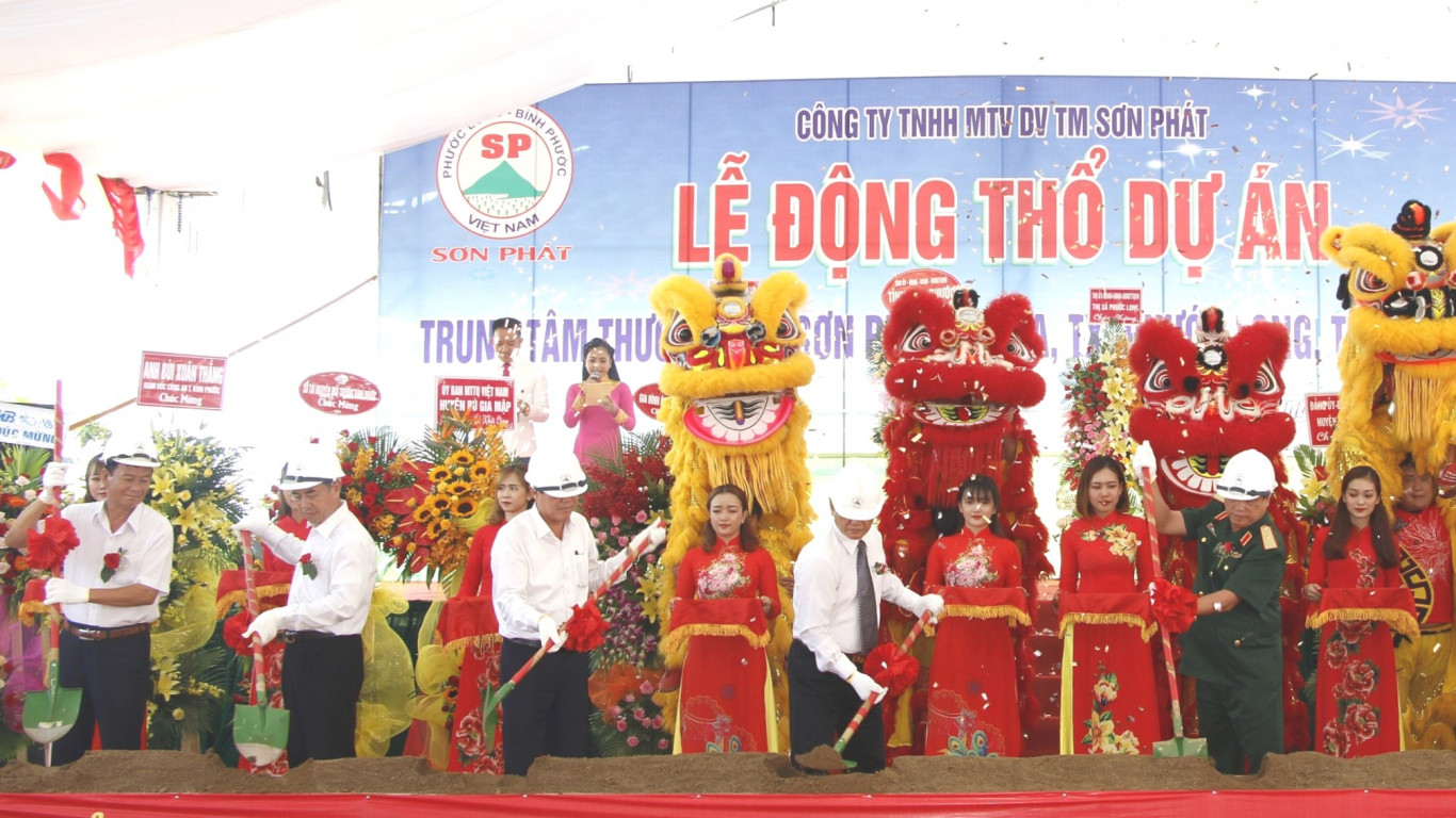 khoi cong trung tam tm plaza