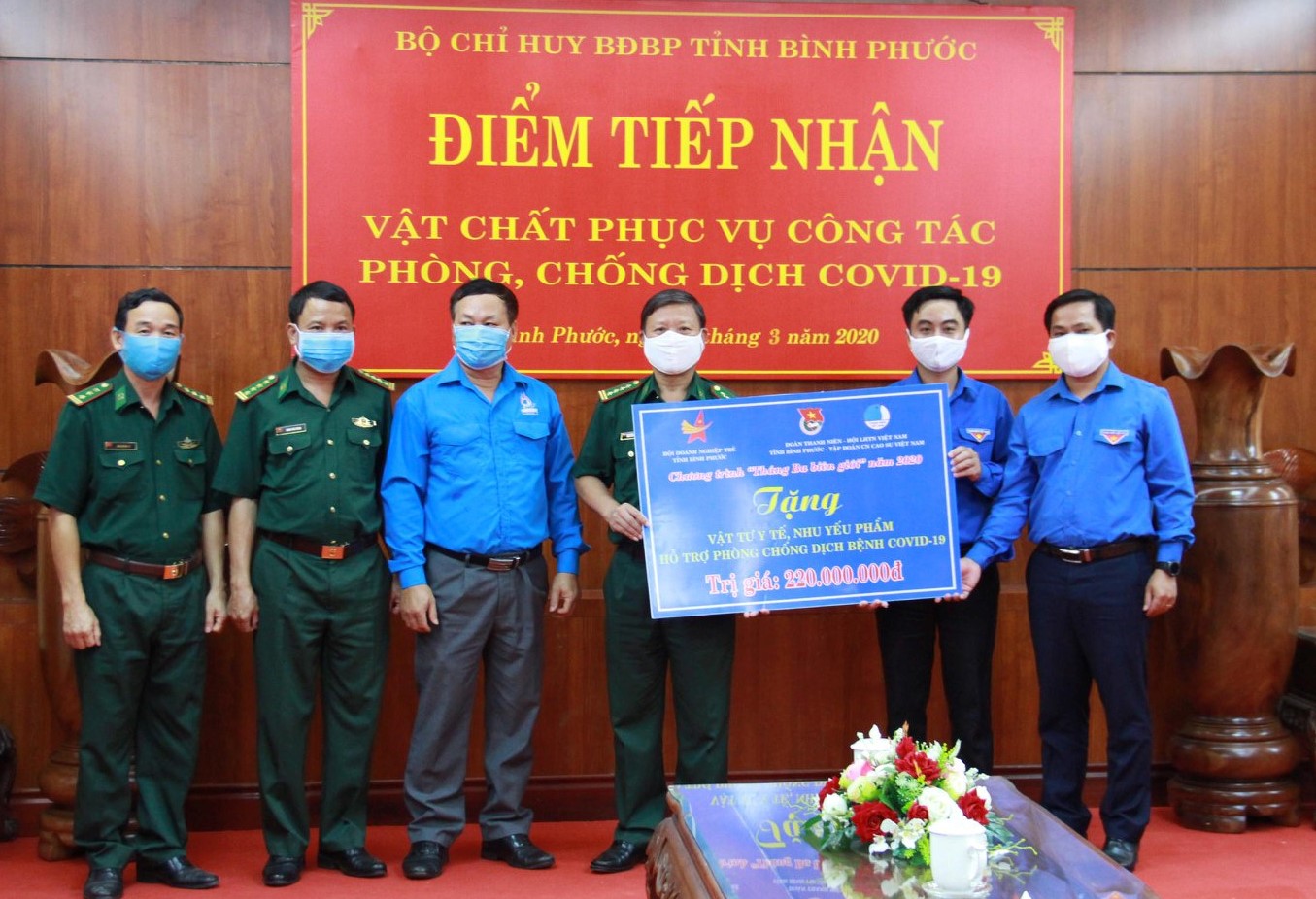 tinh doan trao ung ho