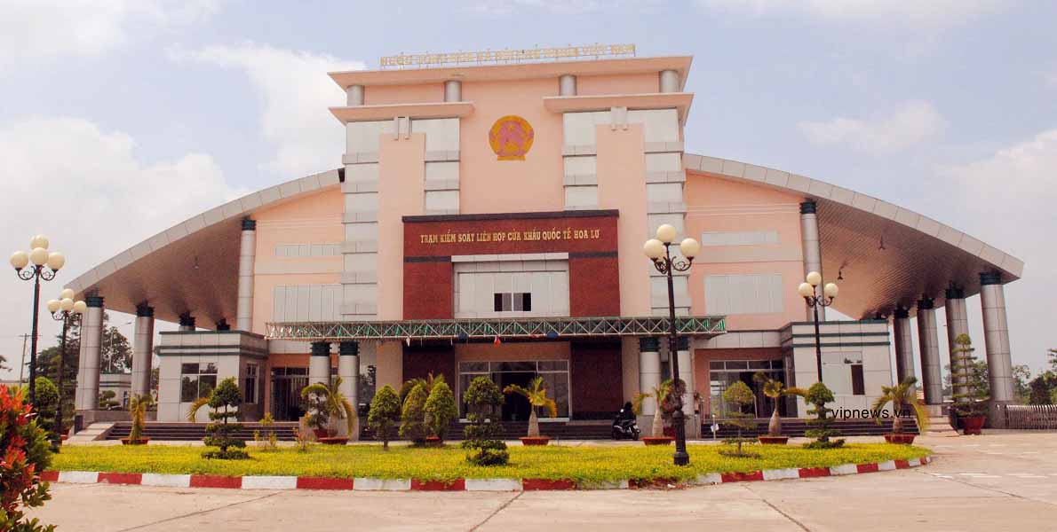 cua khua quoc te hoa lu