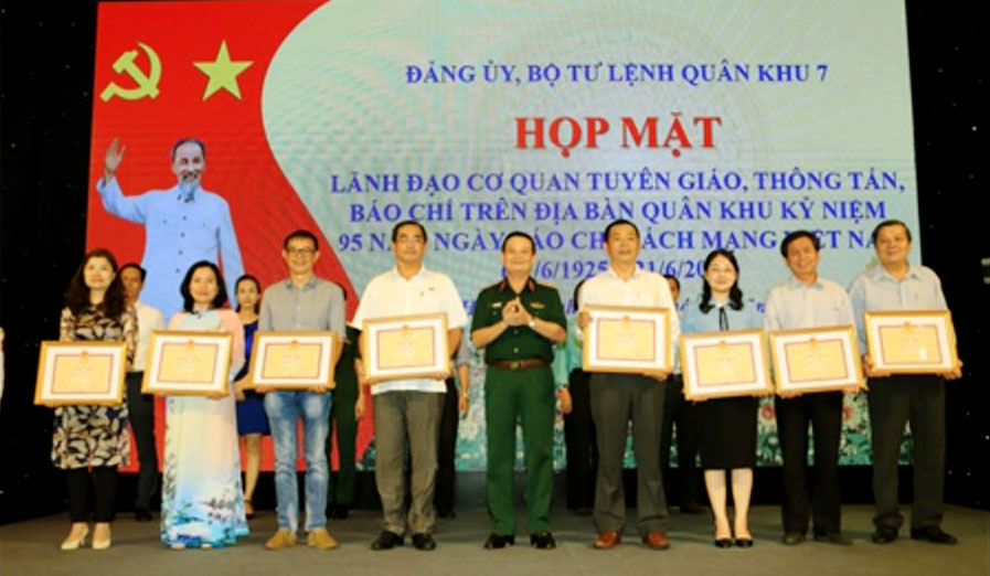 anh 111