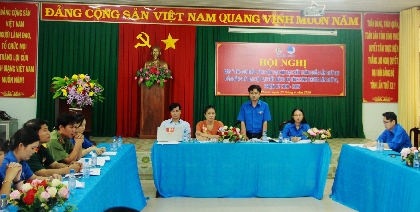 doan thanh nien gop y van kien dh dang