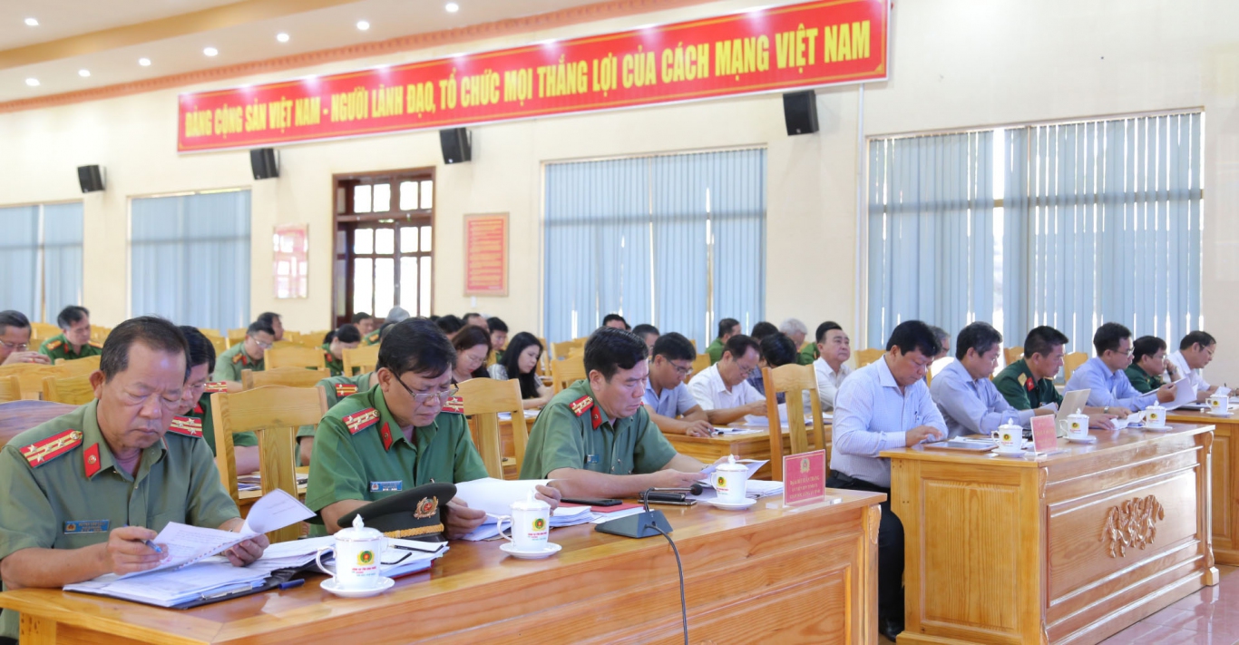 tong ket 10 nam xay dung cong an huyen