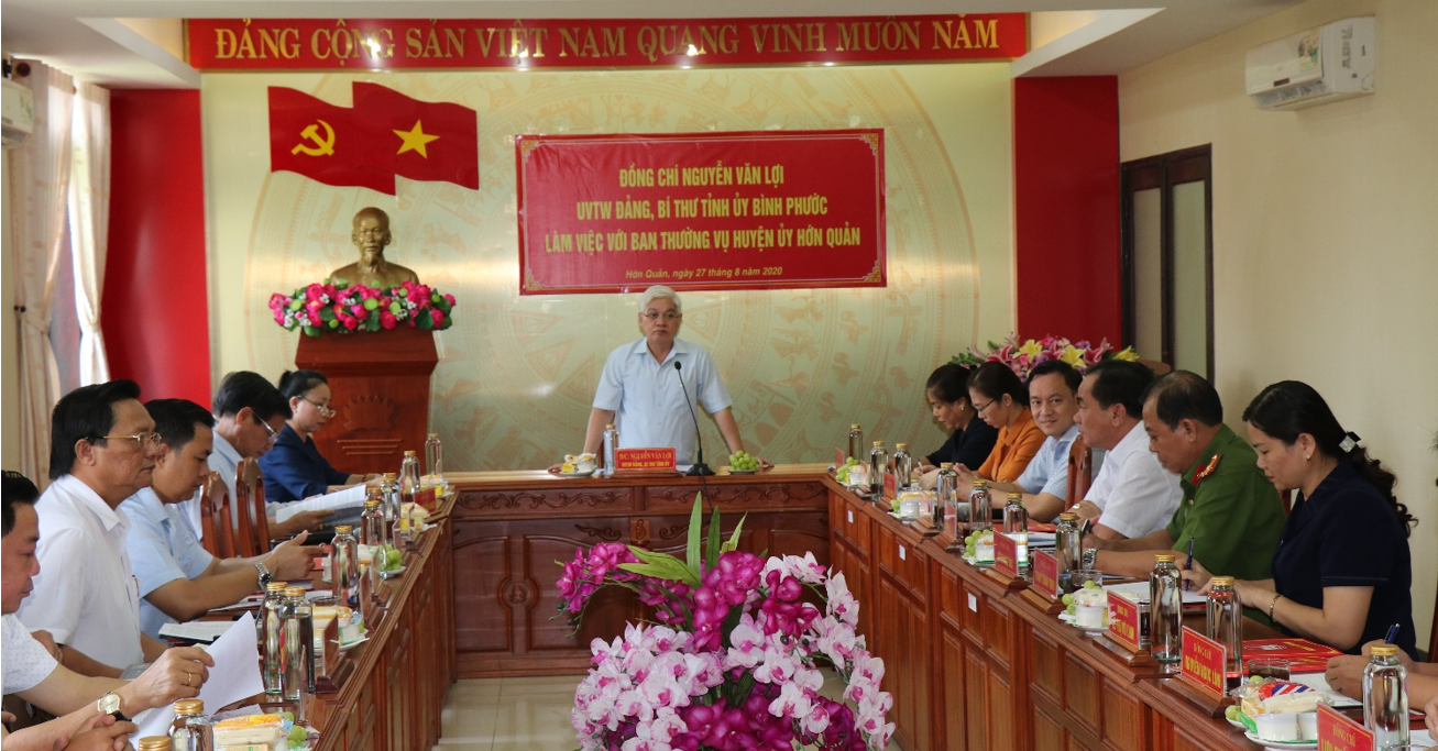 bi thu lam viec voi btv huyen uy hq