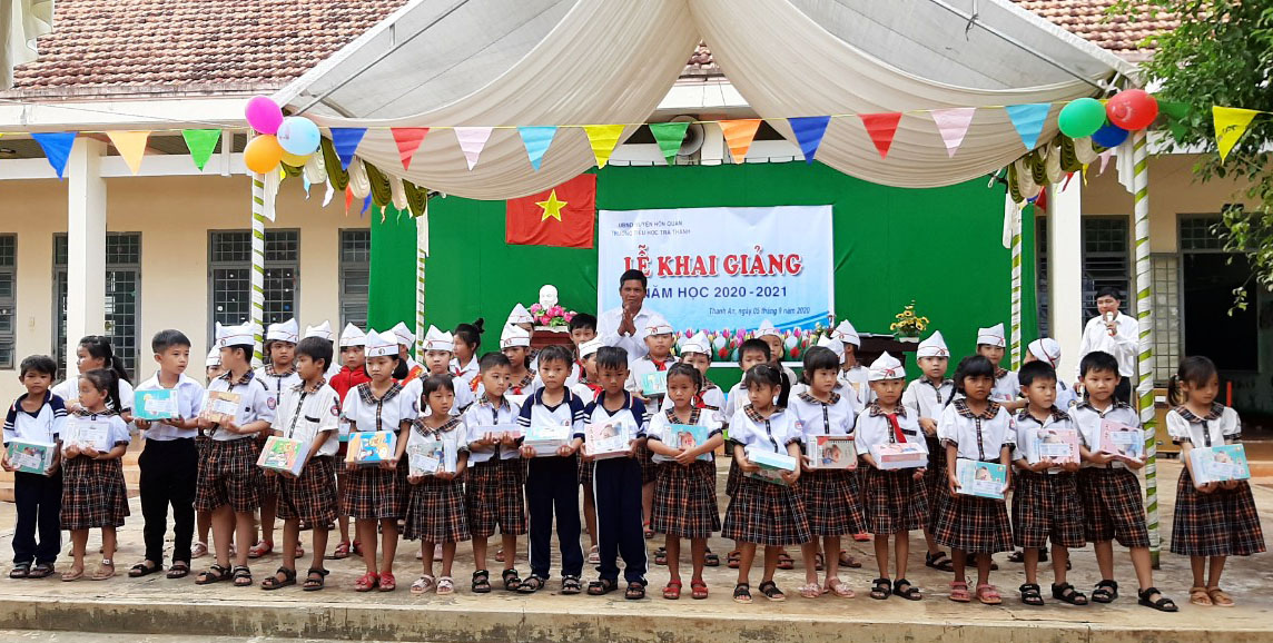 khai giang 4
