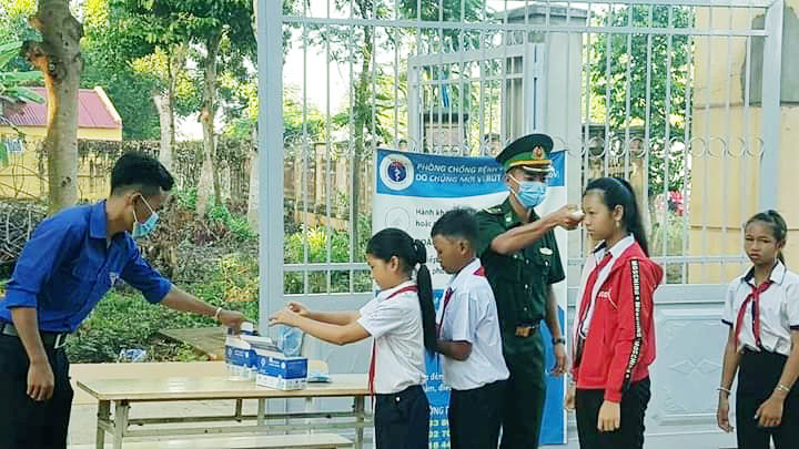 khai giang 5