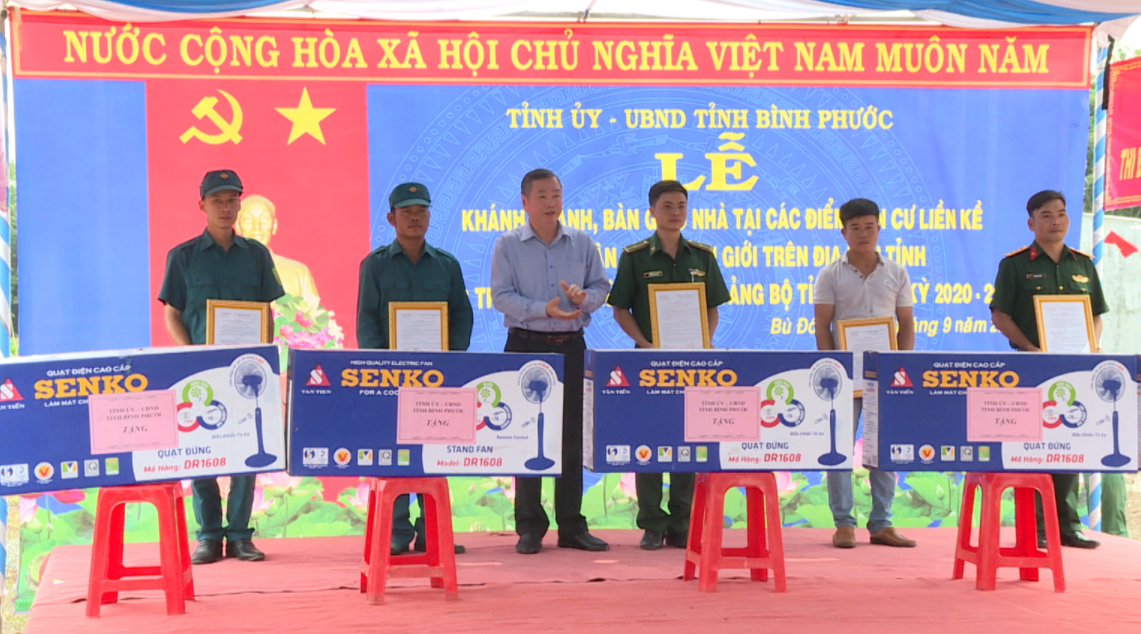 trao nha lien ke 2