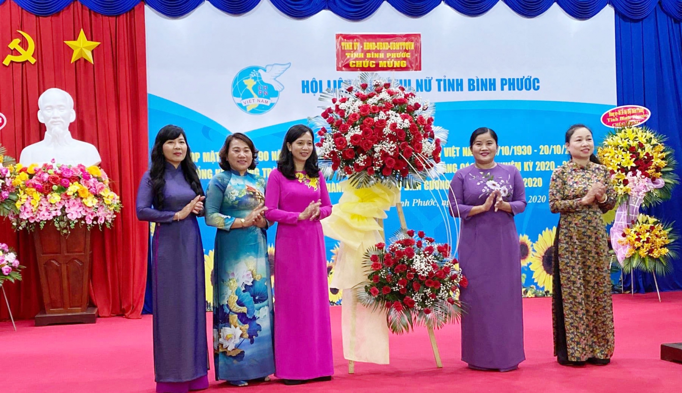 Hoi LHPN tinh3