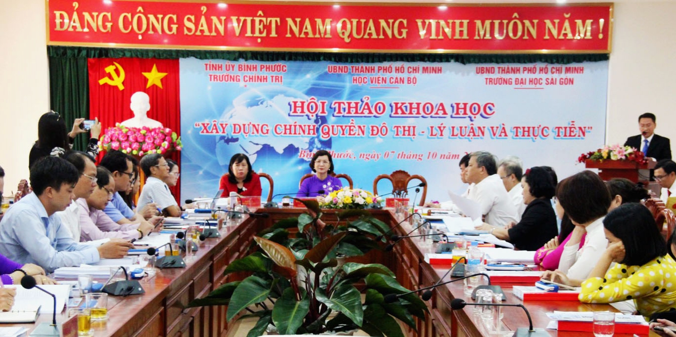 hoi thao