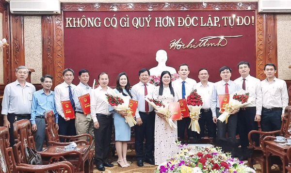 Trao quyet dinh