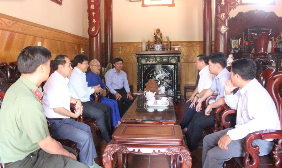 Tham dc Nguyen Xuan Lan