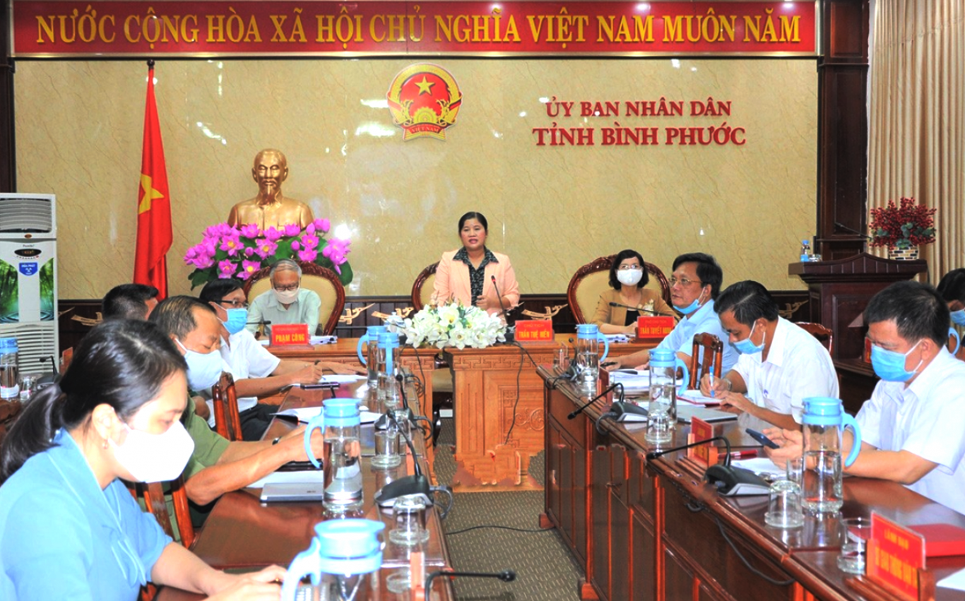 Chu tich UBND tinh phat bieu chi dao