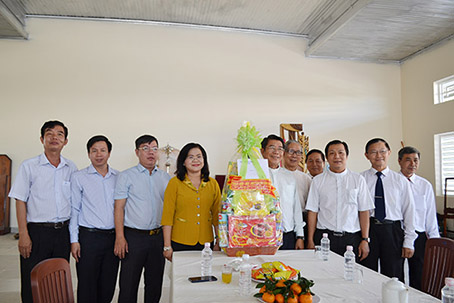 images2170099_Trung_t_m___c_m__N_i_C_i.JPG
