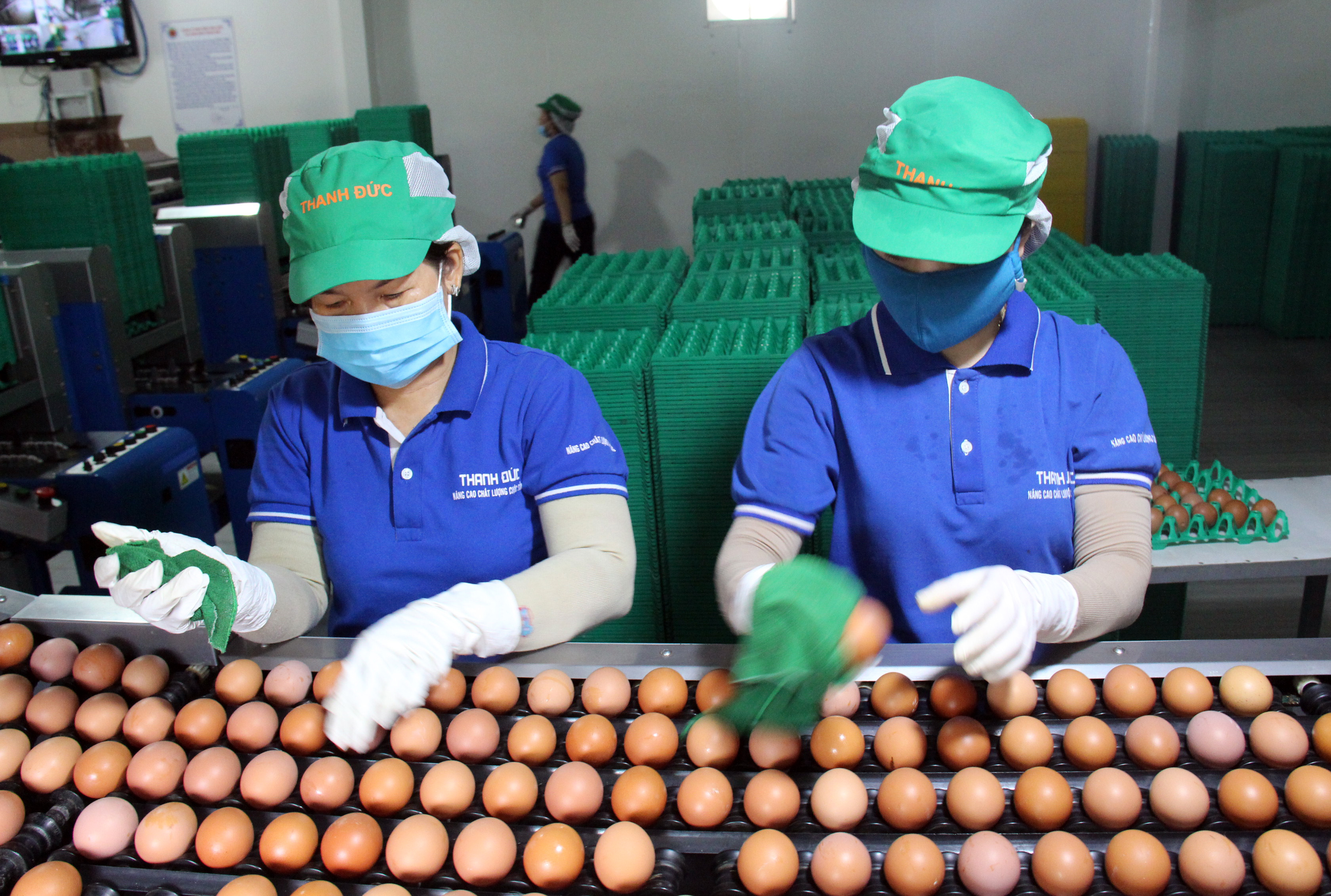 9. Nâng tầm hàng hóa địa phương (H1).jpg