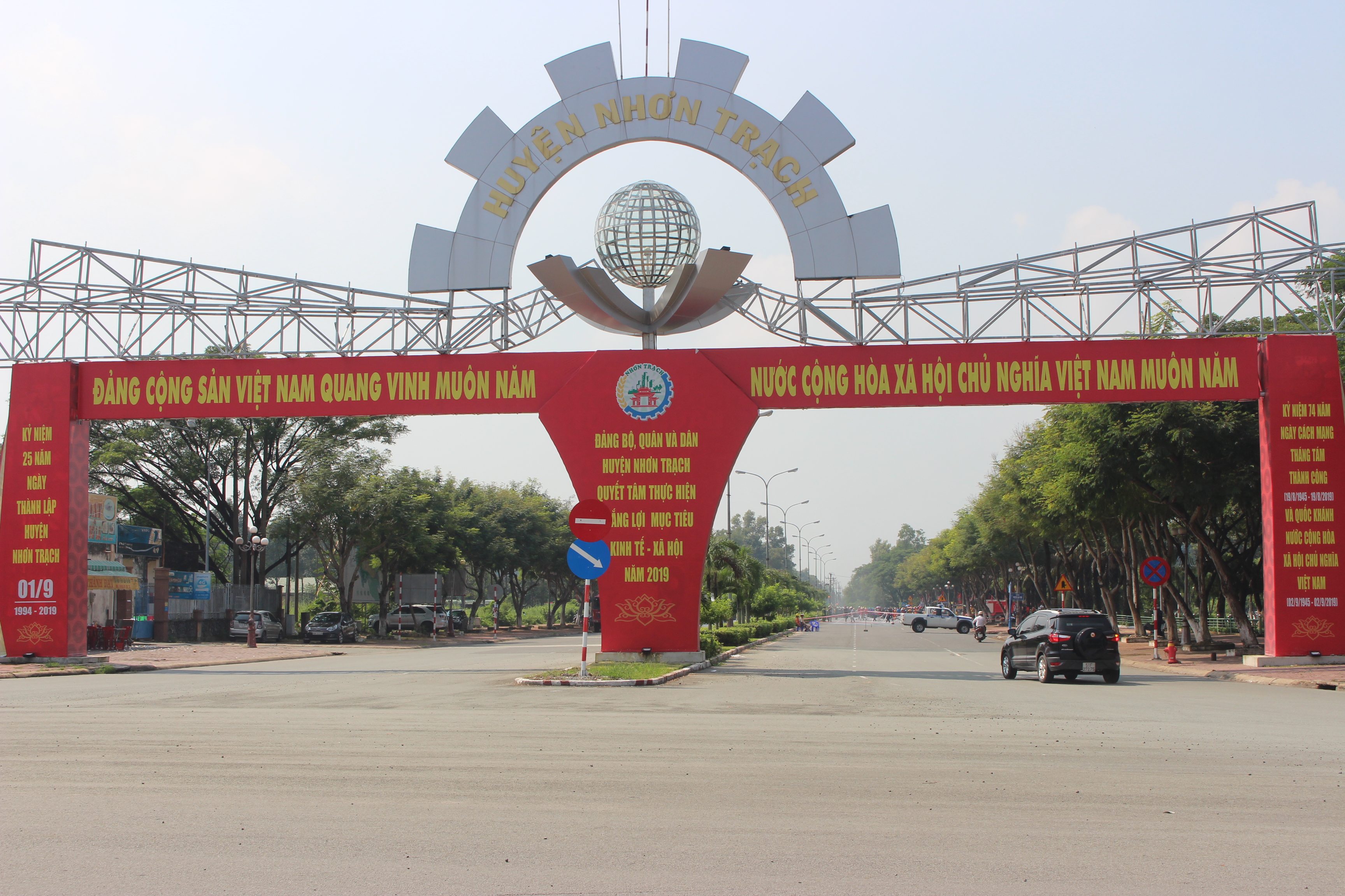 2. xay dung tp moi tuong lai.JPG