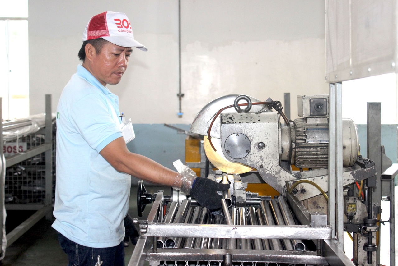 11.5-Tăng gần 100 triệu USD đầu tư vào sản xuất kinh doanh.jpg