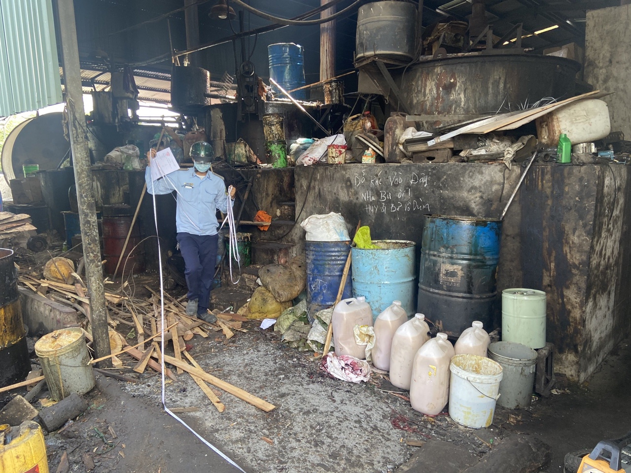29.6-Không đảm bảo môi trường vẫn lén lút hoạt động.jpg