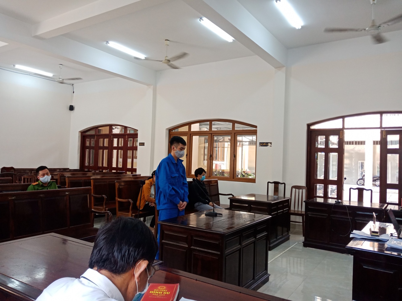29.6-Đâm bạn bị thương tích, lãnh 7 năm tù.jpg