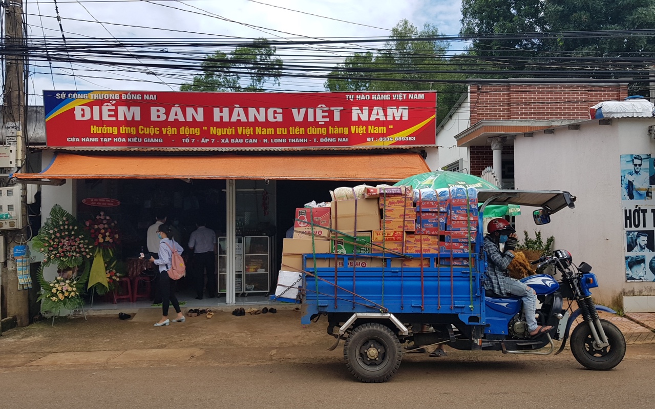 2.1 31-8-2021-tan Một điểm bán hàng Tự hào hàng Việt Nam.jpg