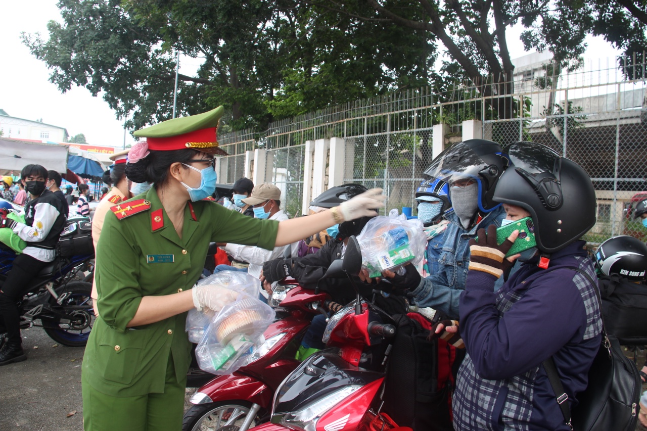 16-5-10-2021-nam.jpg