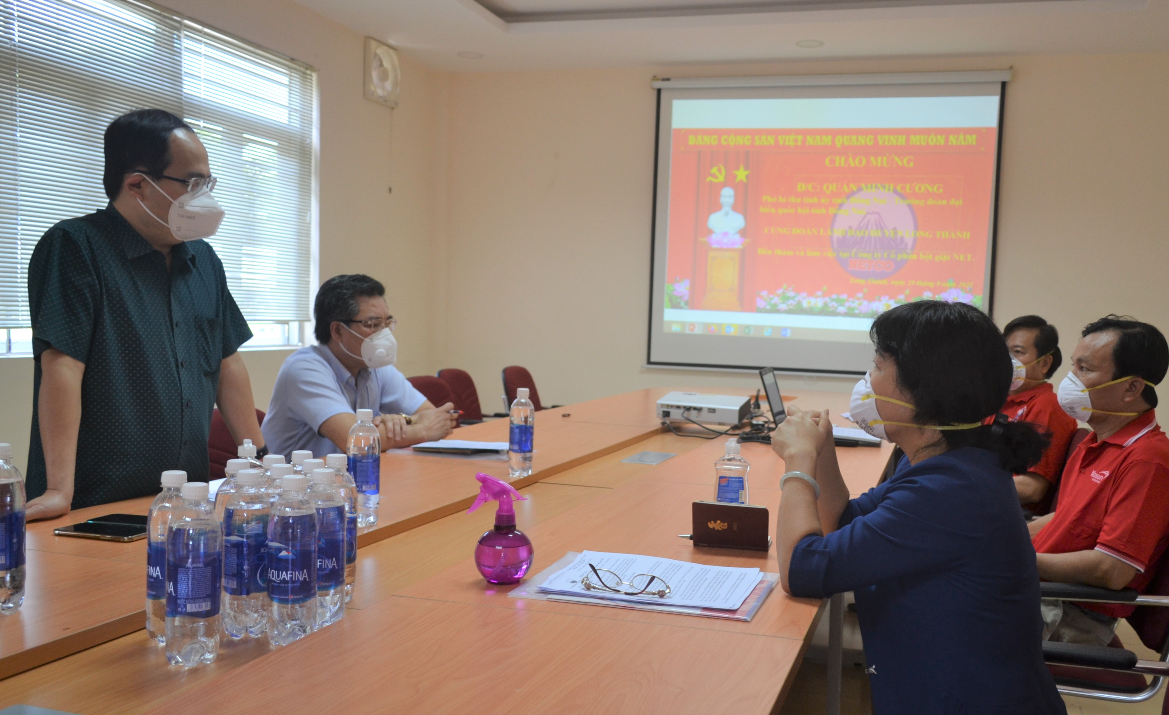 PBT TU thăm cty NET ã0821.jpg