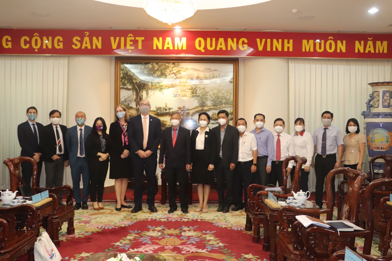 1.2-4-12-2021-tan Lãnh đạo tỉnh Đồng Nai và Lãnh sự quán Hoa Kỳ.jpg