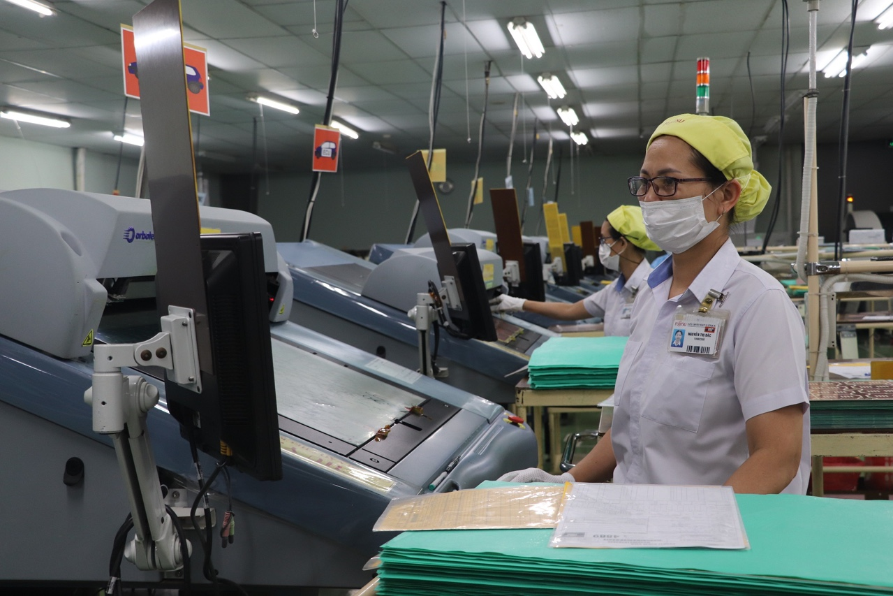 2.1-4-12-2021-tan Công ty TNHH sản phẩm máy tính Fujitsu Việt Nam png.png