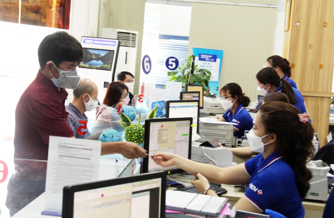 6-3 Huy động tiền gửi tiền gửi tiết kiệm.jpg