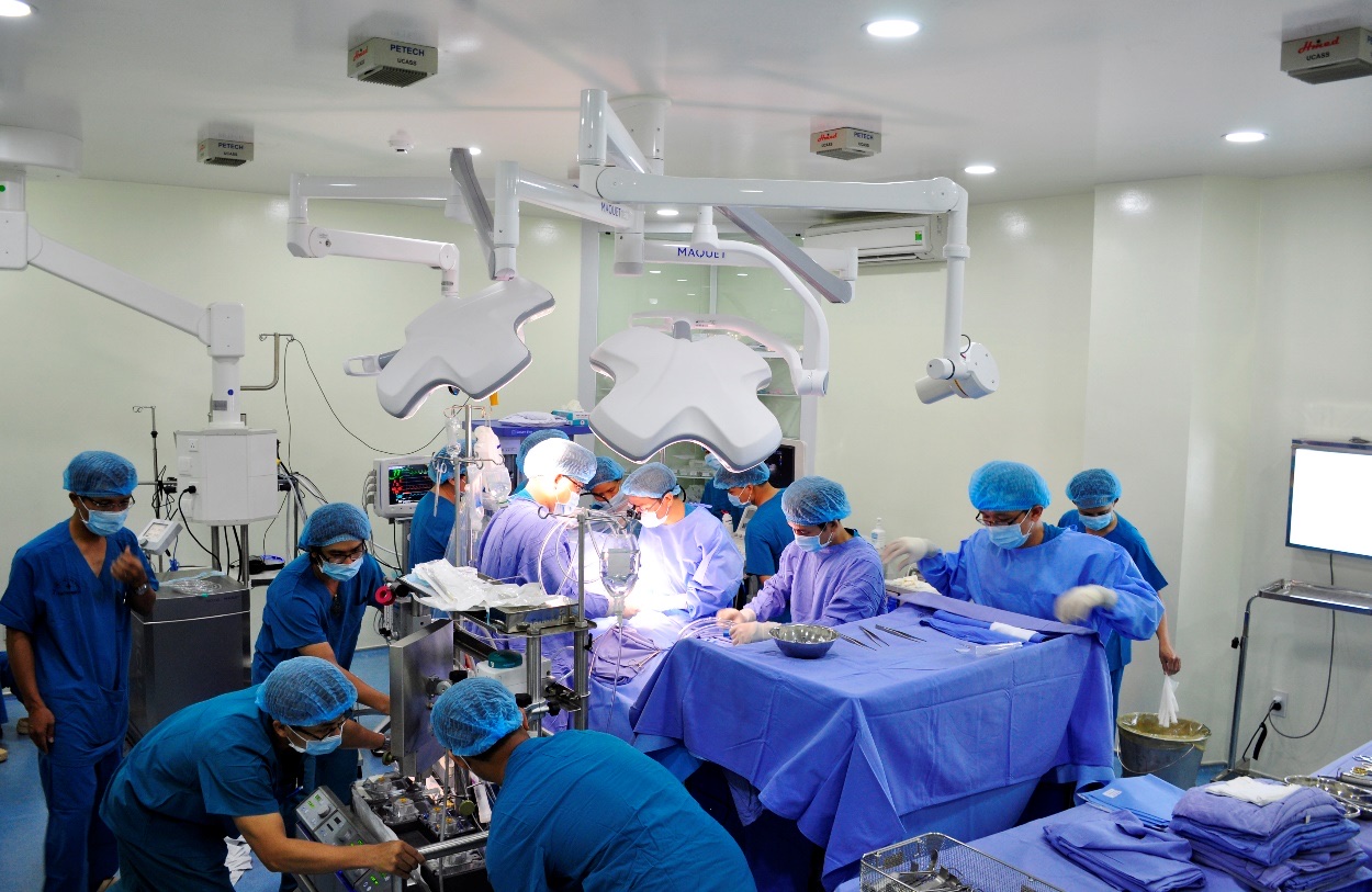 18-3 Giảm áp lực cho nhân viên y tế.jpg