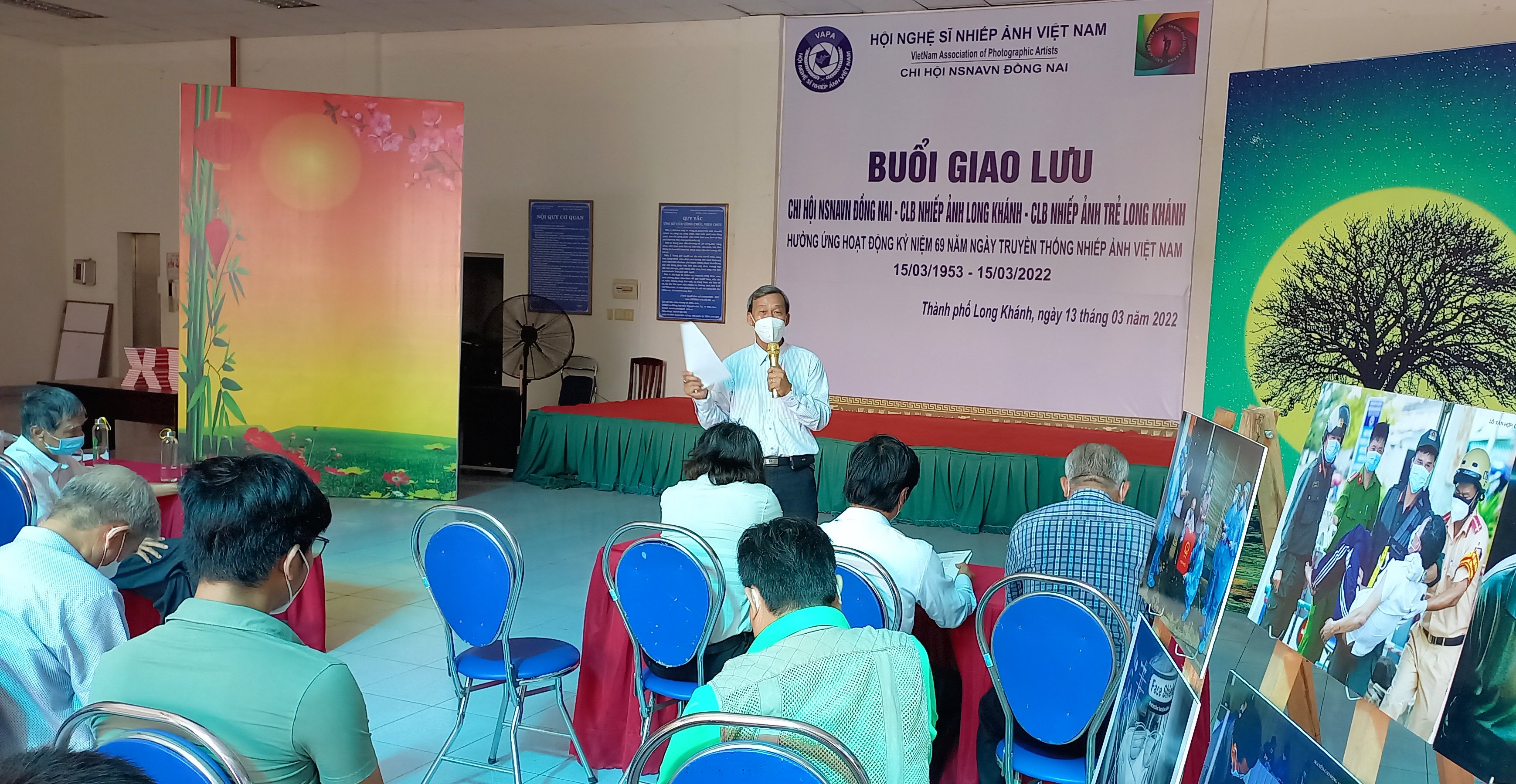 Giao lưu ảnh.jpg