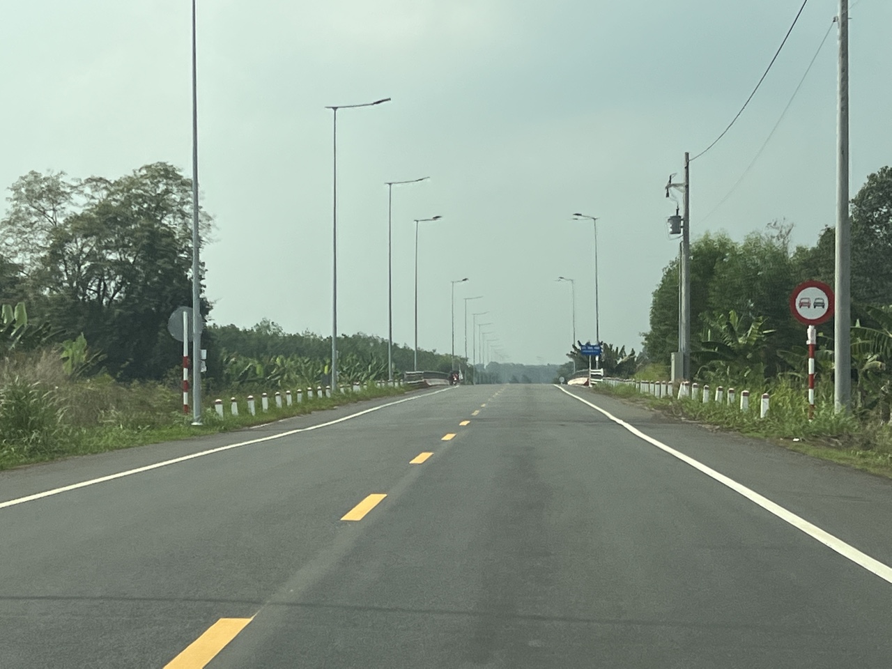 12-4 Tạo thuận lợi hơn cho người dân khi qua Hương lộ 10-4.jpg