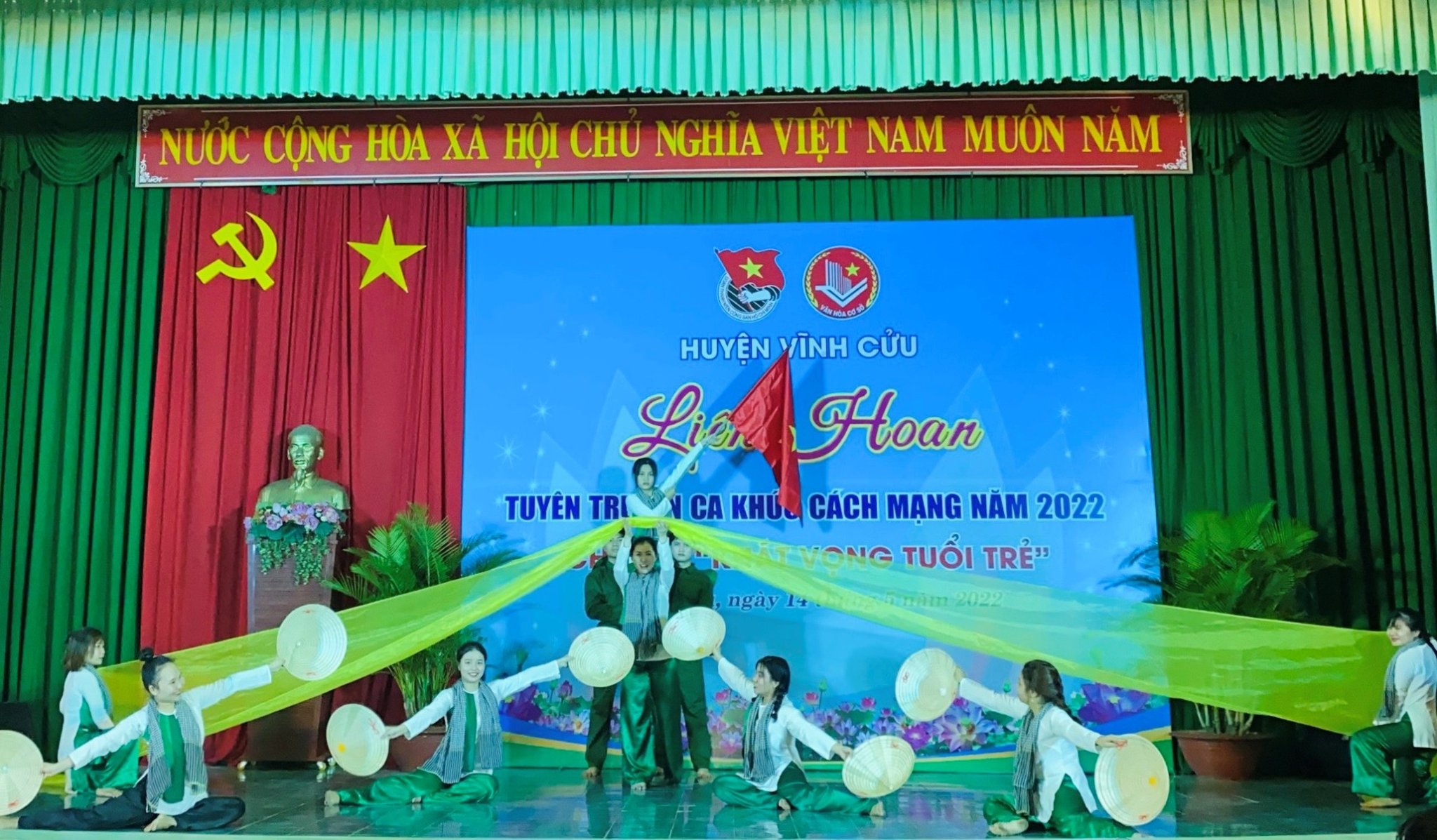 z3420195583537_540c2b0308c6ed4b7eed5b613cd01ddf (3).jpg