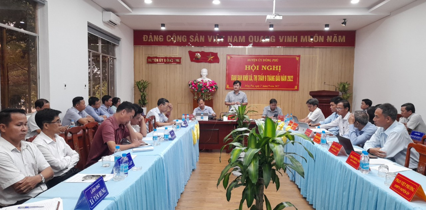 hoi nghi giao ban