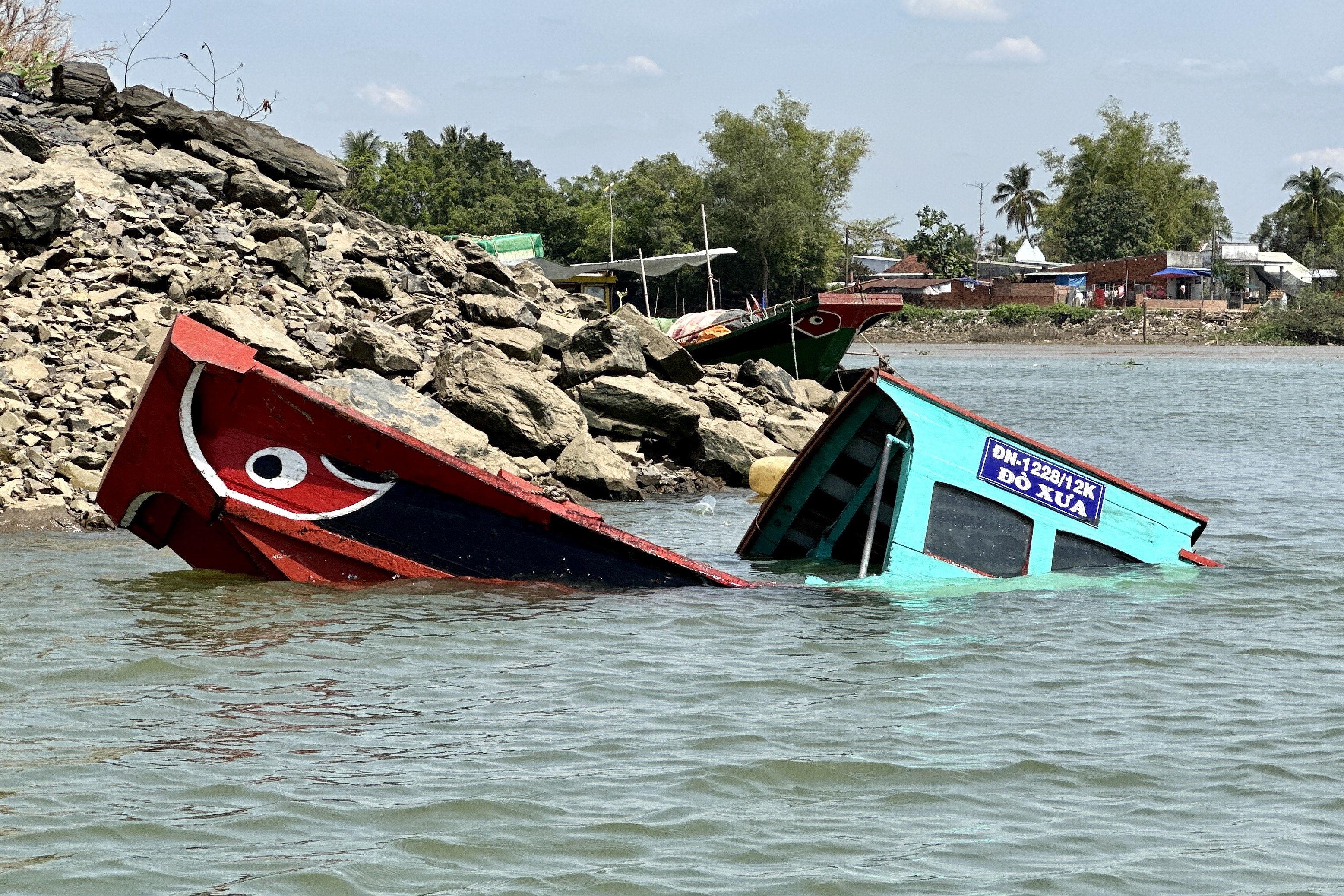 Tin TNGT đường thủy.jpg