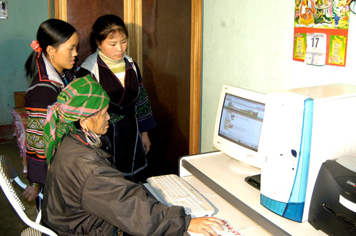 DTTS moi truong Internet